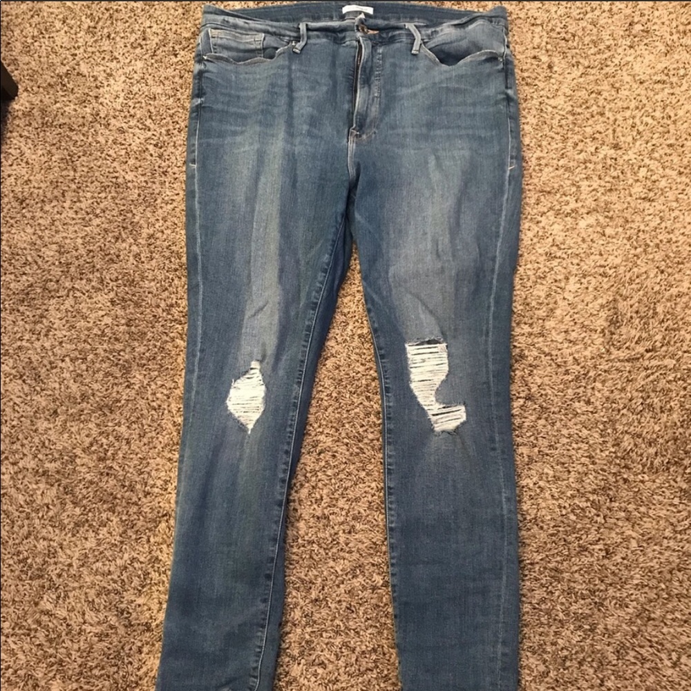 Good American - Good Waist Jeans